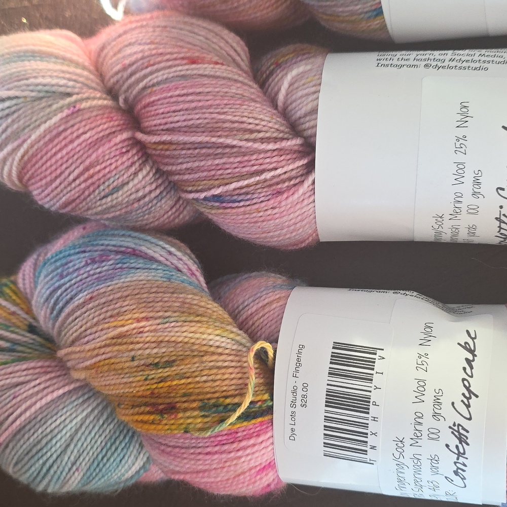 Multicolor Yarn Skeins 4 Total Matching Dye Lots - Picture 2 of 8